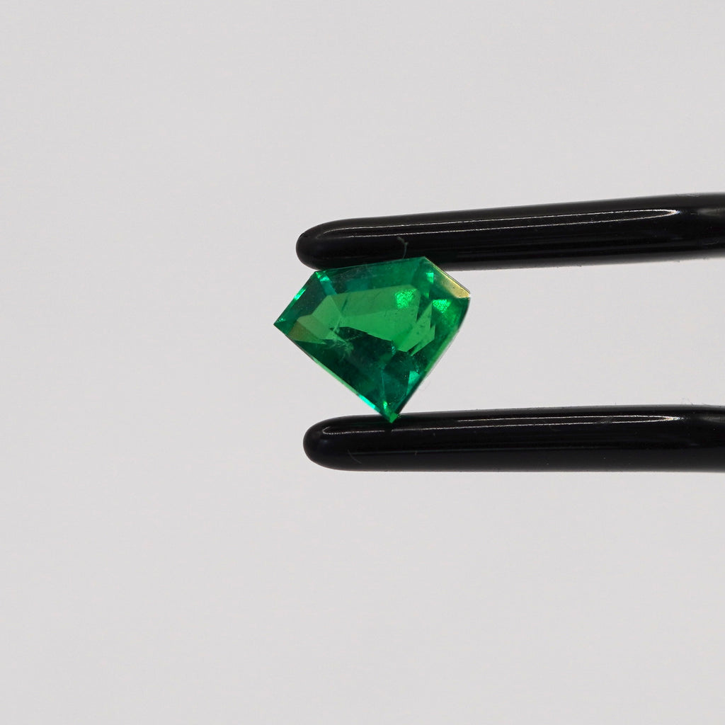 1,30 ct Muzo Trillón Corte