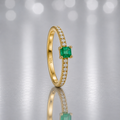 Anillo Resplandor Verde de Diamantes