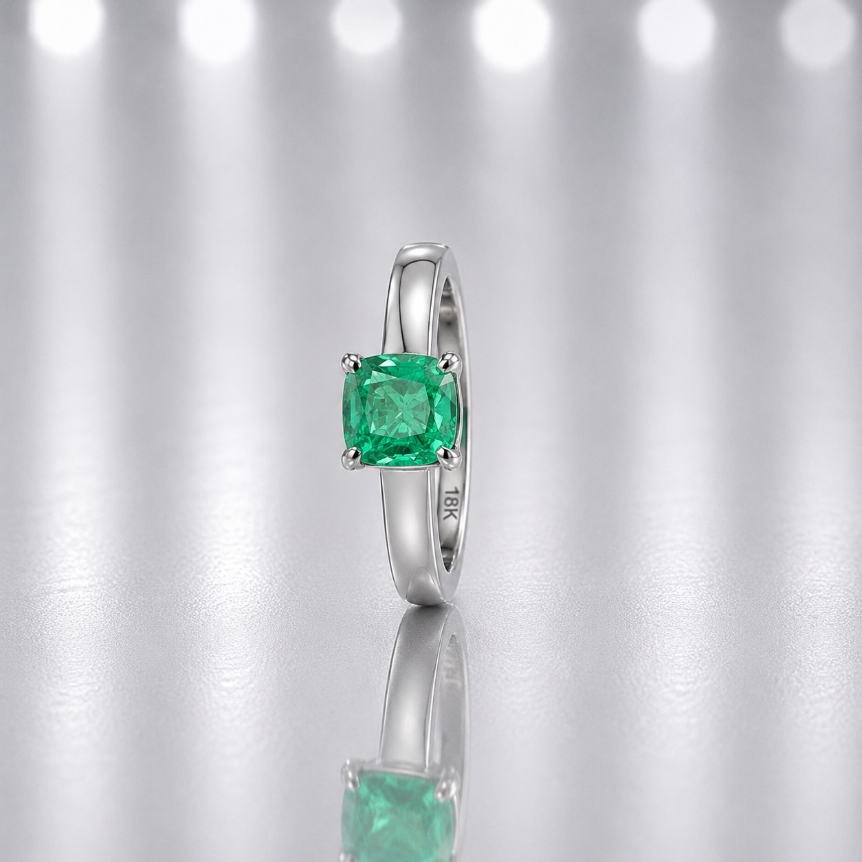 Anillo Trono Verde Imperial