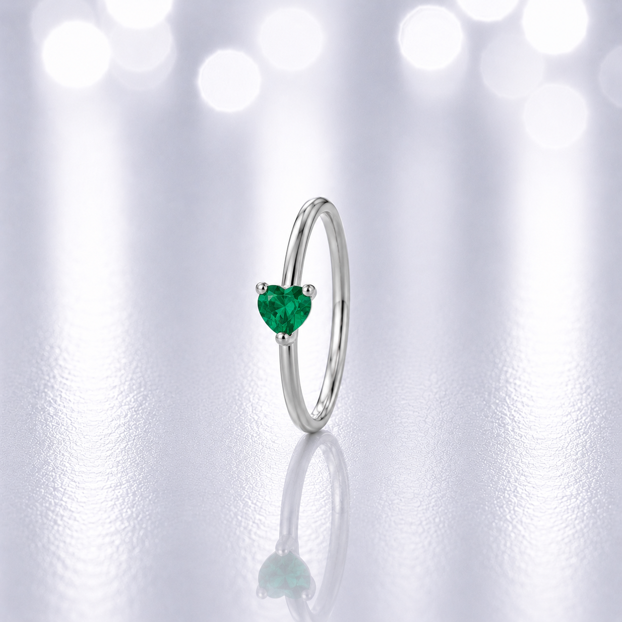 Anillo Corazón Esmeralda Infinito